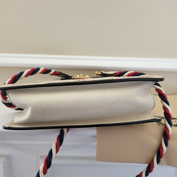 GUCCI Textured Calfskin Bee Star Print Mini Sylvie Bag Mystic White w / COA.. - Picture 10 of 16